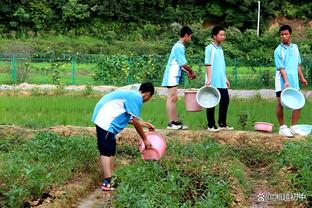 名记：西亚卡姆还没被交易是因为他想要明夏的主动权